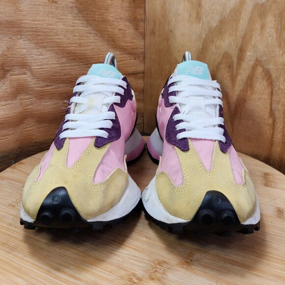 New Balance 327 Womens Pink Sneakers Size 8 - Picture 2 of 12